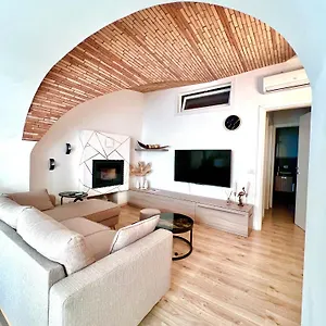 larco-sul-lago-gold-apartment.it-lombardy.com/